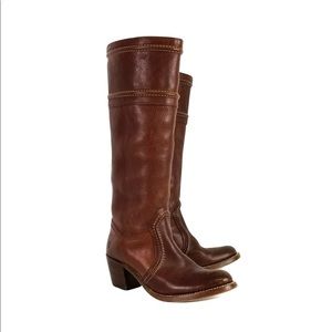 Frye Jane brown leather boots